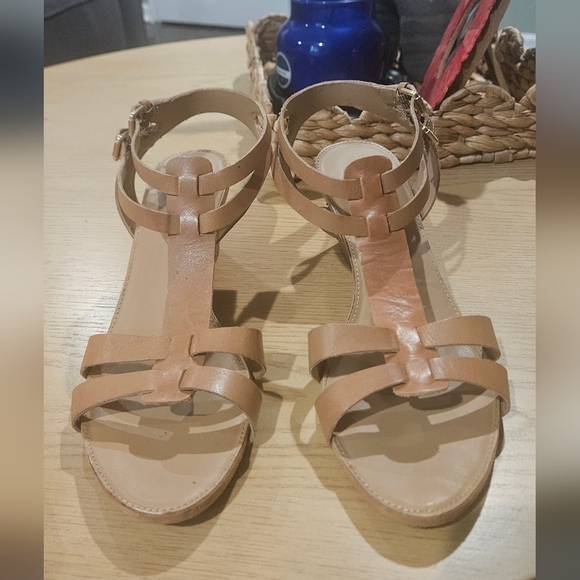 FRANCO SARTO Leather Tan Wedges with Elegant Straps. Size 10 - Picture 13 of 13